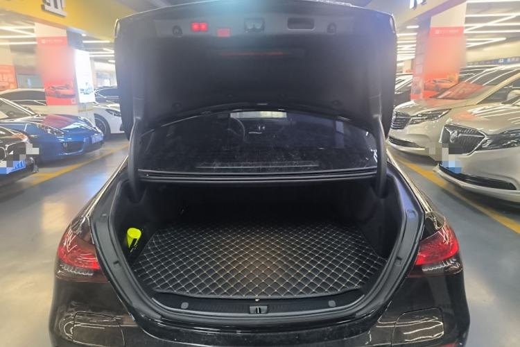 Used Mercedes-Benz E-Class New Energy 2023 E 350 e L Plug-in Hybrid Sports Sedan
