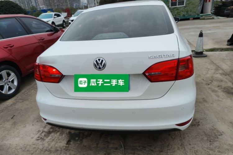 Used Volkswagen Sagitar 2014 Revised Version 1.6L Automatic Leading Edition
