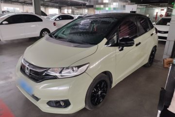 Used Honda Fit 2018 1.5L CVT Comfort Sunroof Version