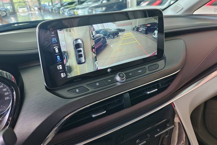 Used Buick GL8 2021 Land Cruiser Executive 652T Premium Model
