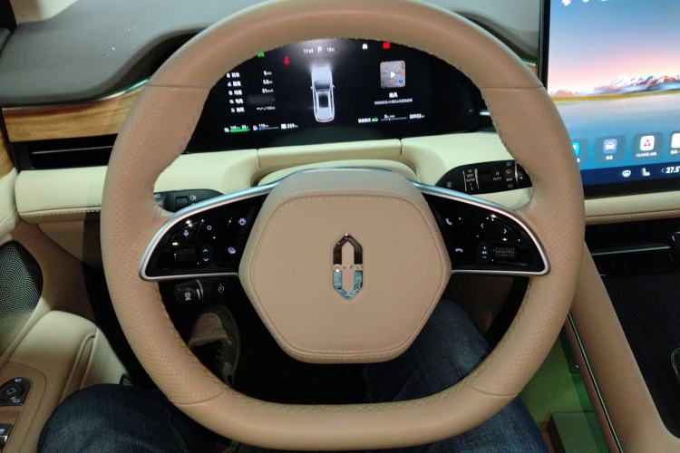 Used Hima AITO M7 2024 1.5T Intelligent Driving 4WD Max Edition 5 Seats