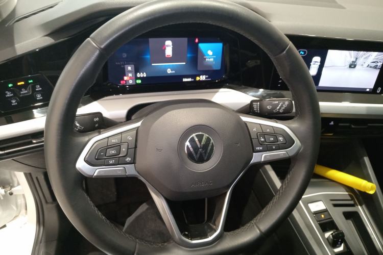 Used Volkswagen Golf 2023 Facelift 280TSI DSG Pro
