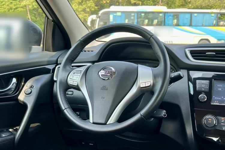 Used Nissan Qashqai 2017 2.0L CVT Smart Enjoyment Version China VI Standard
