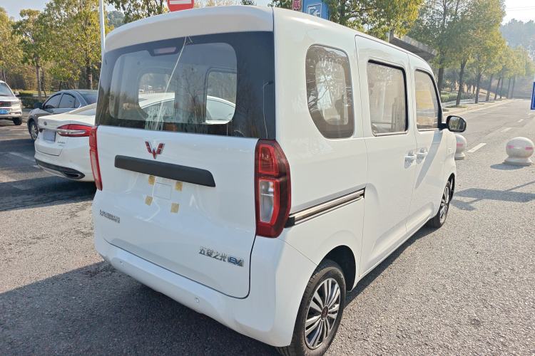 Used Wuling Zhiguang New Energy 2025 Standard Model