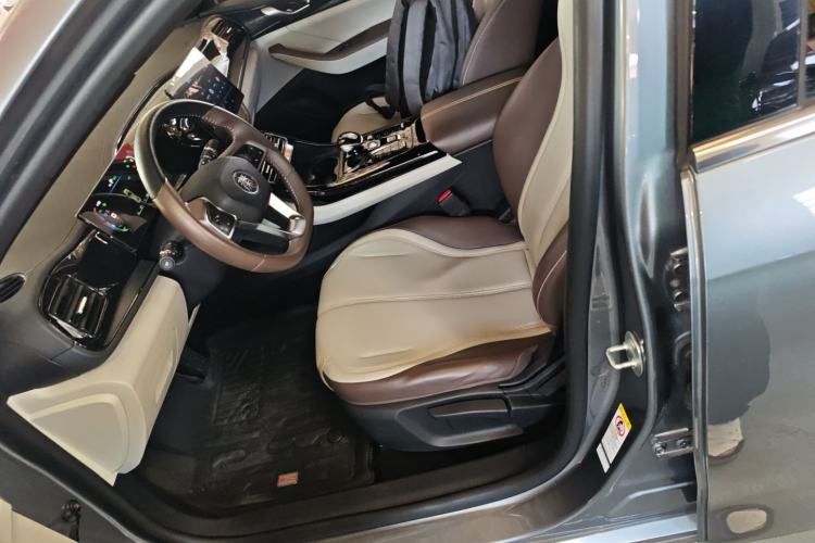 Used BYD Qin PLUS 2024 HONOR Edition DM-i 55KM Leading Model
