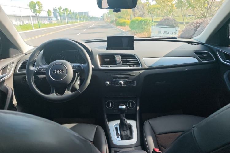 Used Audi Q3 2018 30th Anniversary Edition 30 TFSI Fashion Model
