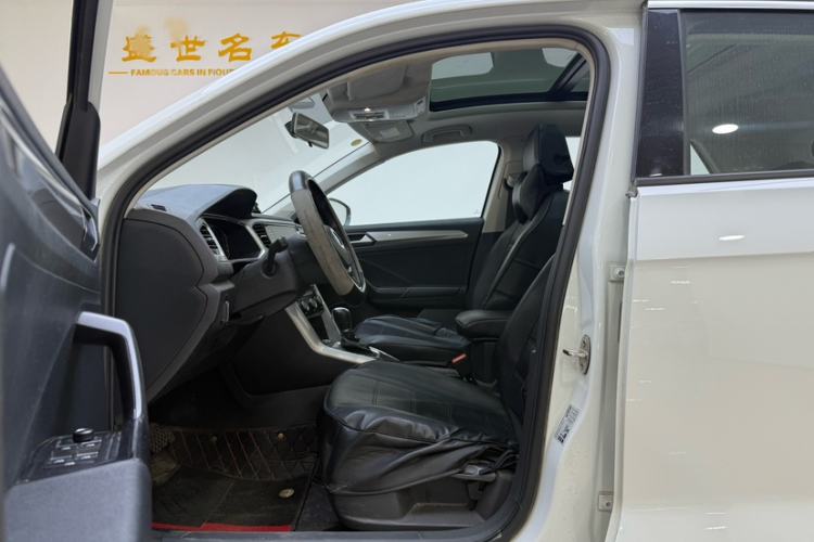 Used Volkswagen T-ROC 2022 280TSI DSG Two-Wheel Drive Elite PLUS