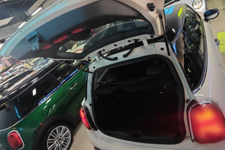 Used  MINI 2022 1.5T COOPER Classic Edition
