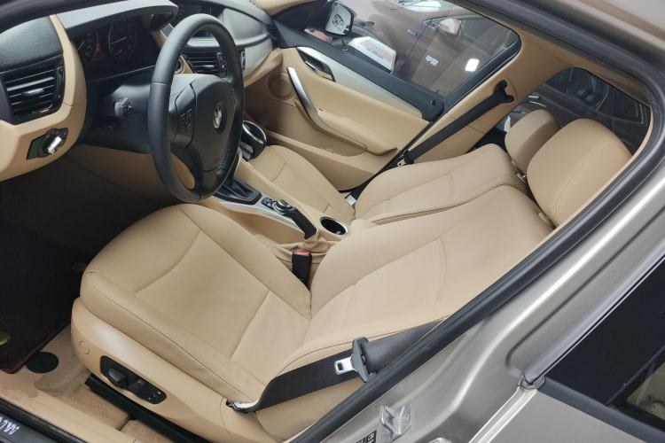 Used BMW X1 2013 sDrive18i Leading Model
