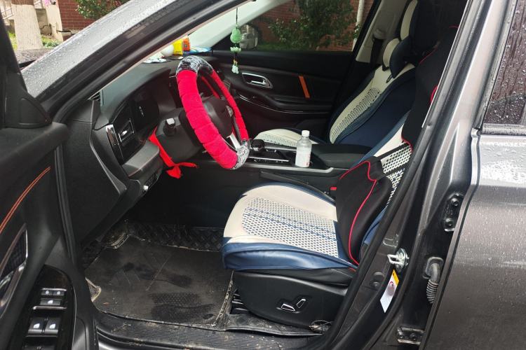 Used Oshan X7 PLUS 2022 1.5T Blue Whale Edition Automatic Geeker Navigation Model
