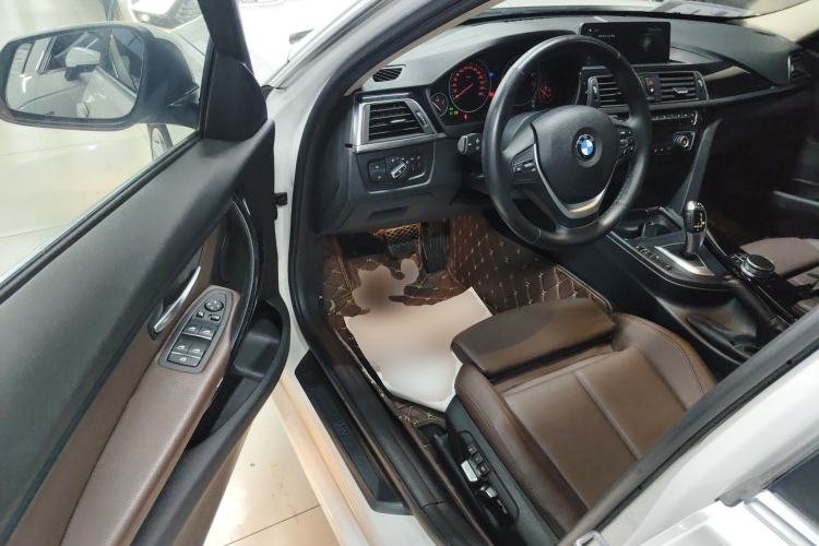 Used BMW 3 Series 2019 320Li Fashion Model
