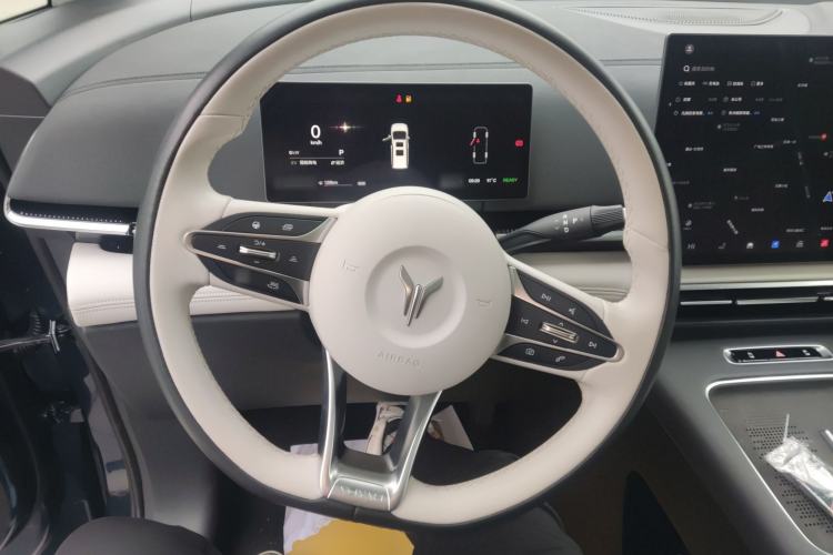 Used VOYAH Dream 2025 PHEV Four-Wheel-Drive Flagship Kunpeng Edition