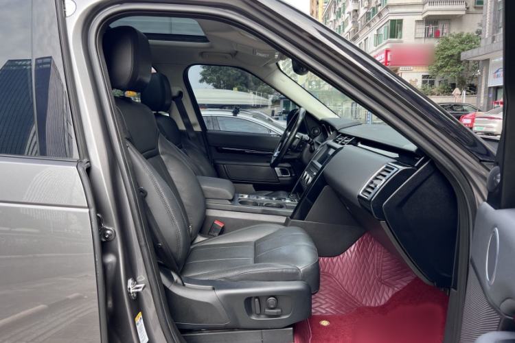 Used Land Rover Discovery 2018 3.0 SC V6 SE
