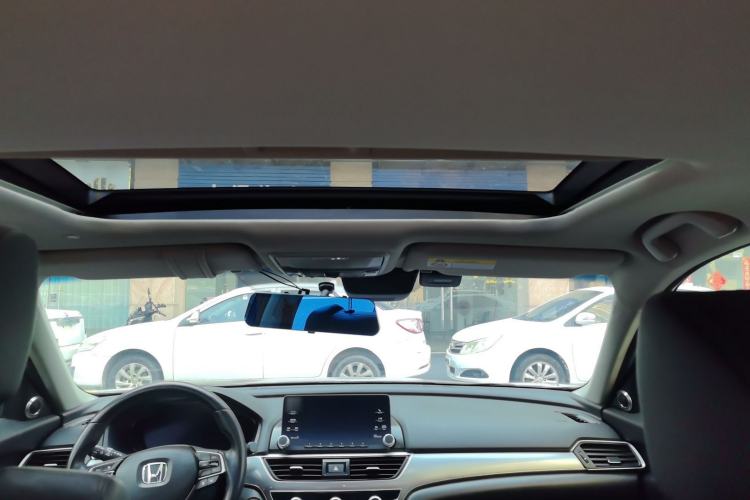 Used Honda Accord 2018 260TURBO Luxury Edition China V Emission Standard
