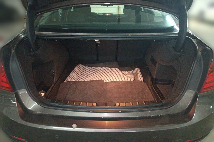 Used BMW 3 Series 2015 320i Fashion Model
