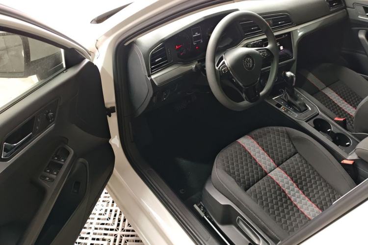 Used Volkswagen Lamando 2021 230TSI DSG Fashion Edition