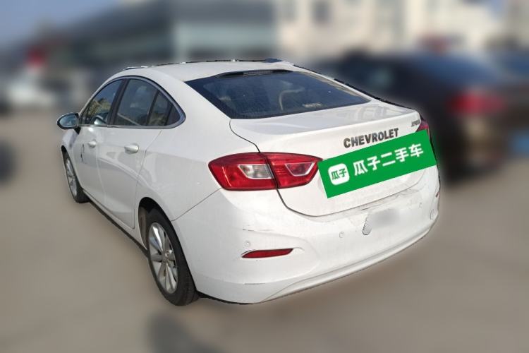 Used Chevrolet Cruze 2017 1.5L Automatic Pioneer Sunroof Edition
