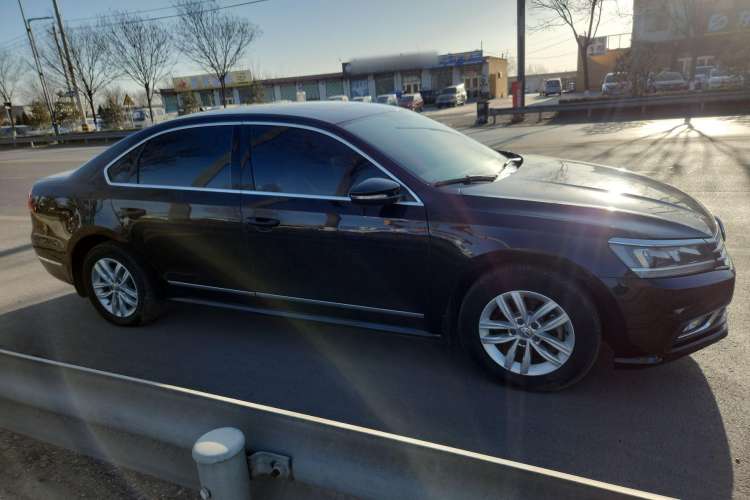 Used Volkswagen Passat 2016 330TSI DSG Luxury Edition
