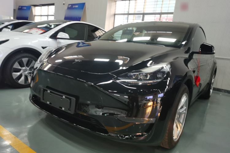 Used Tesla Model Y 2021 Long-Range All-Wheel-Drive Version