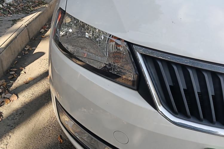 Used Skoda Rapid 2016 1.4L Manual Trend Edition
