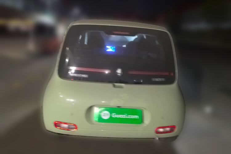 Used ORA White Cat 2022 Upgraded Model 305km Range Luxury Version Lithium-Ion Battery
