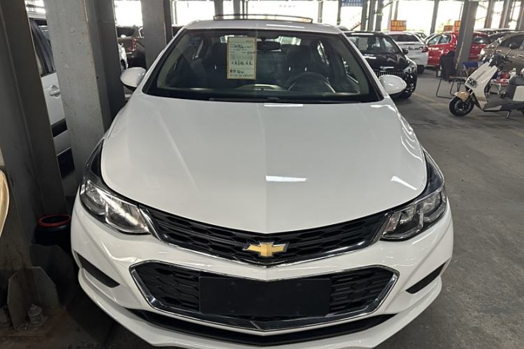 Used Chevrolet Cruze 2018 320 Automatic Pioneer Sunroof Edition