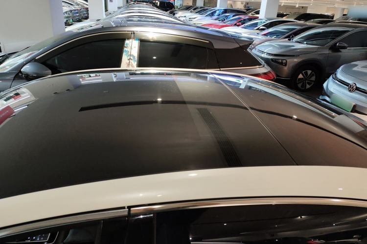 Used  ER6 2020 620 km Smart Edition
