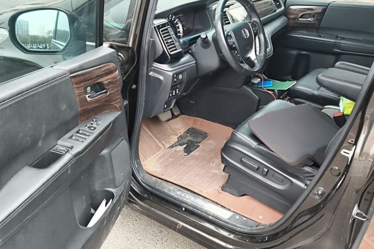 Used Honda Elysion 2016 2.4L Luxury Edition