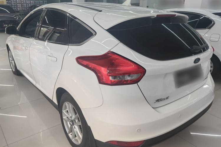 Used Ford Focus 2017 Hatchback 1.6L Automatic Fashion Edition Smart Drive Version
