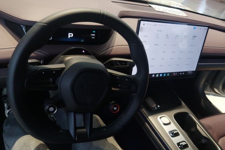 Used  SU7 2024 Rear-Drive Ultra-Long Range Advanced Pro-Level Intelligent Driving Version