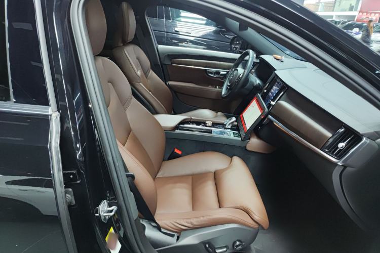 Used Volvo S90 2022 B5 Zhiyuan Luxury Edition
