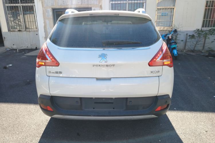 Used Peugeot 3008 2015 2.0L Automatic Classic Edition
