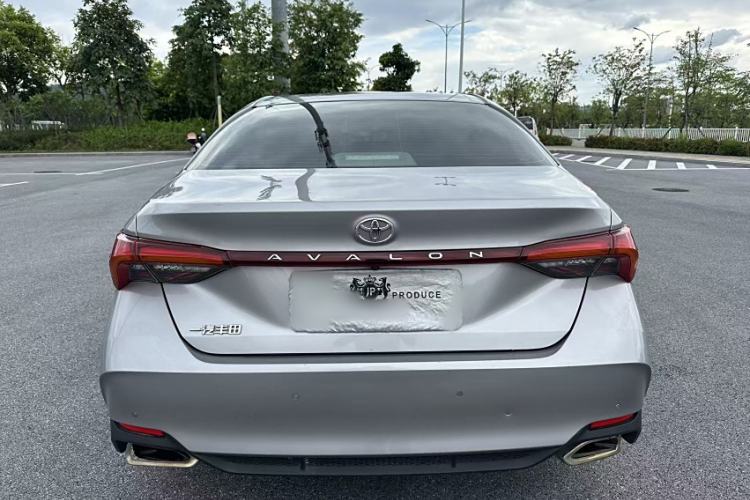 Used Toyota Avalon 2019 2.0L Luxury Edition China VI Standard
