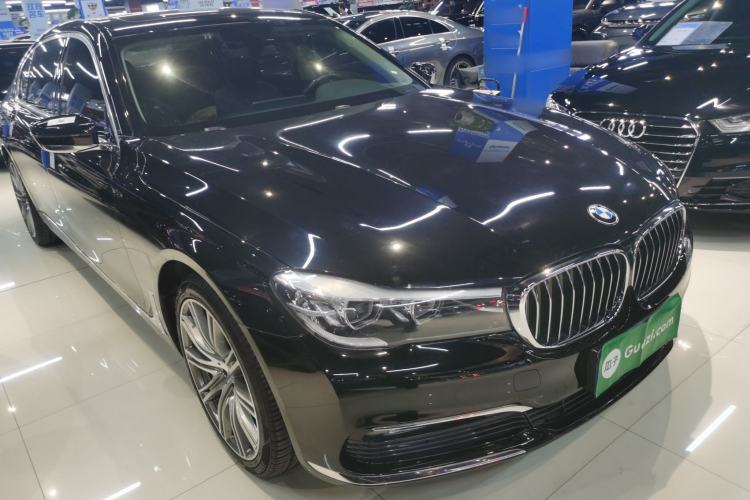 Used BMW 7 Series 2017 730Li Leading Model
