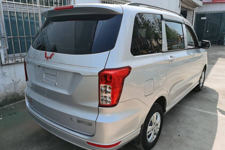 Used Wuling Hongguang 2021 1.5L S Standard Version LAR
