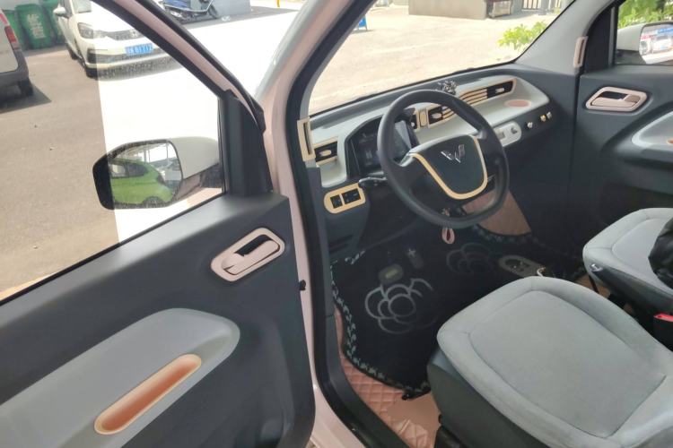 Used Wuling Hongguang MINIEV 2021 Macaron Premium Model – Lithium Iron Phosphate
