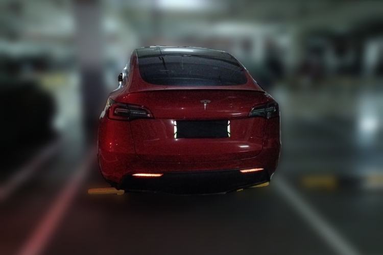 Used Tesla Model Y 2021 Long-Range All-Wheel-Drive Version 3D7