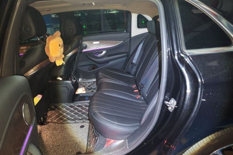 Used Mercedes-Benz E-Class 2016 E 300 L Stylish Model
