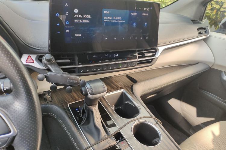 Used Toyota Sienna 2021 2.5L Hybrid Comfort Edition