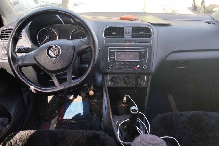 Used Volkswagen Polo 2014 1.4L Manual Comfort Edition
