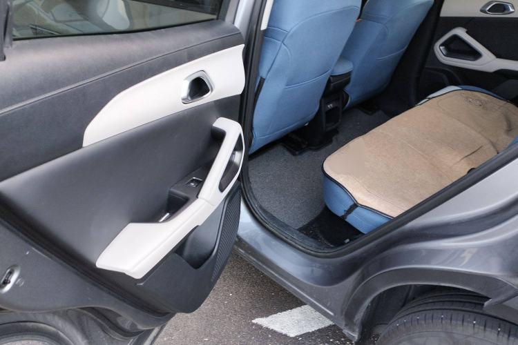 Used BYD Yuan UP 2024 401KM Leading Edition
