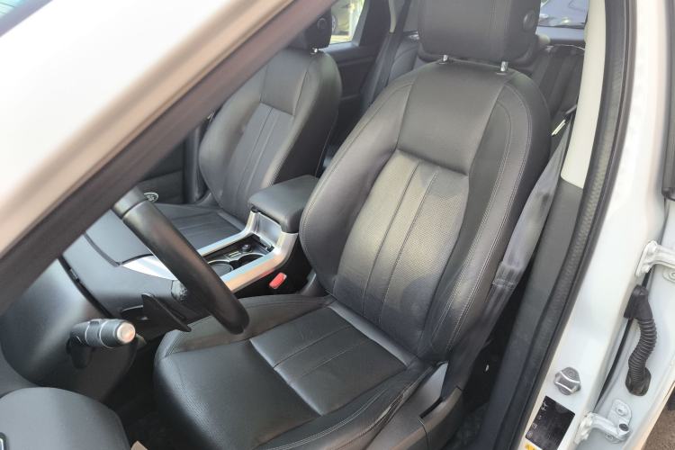 Used Land Rover Discovery Sport 2017 2.0T SE
