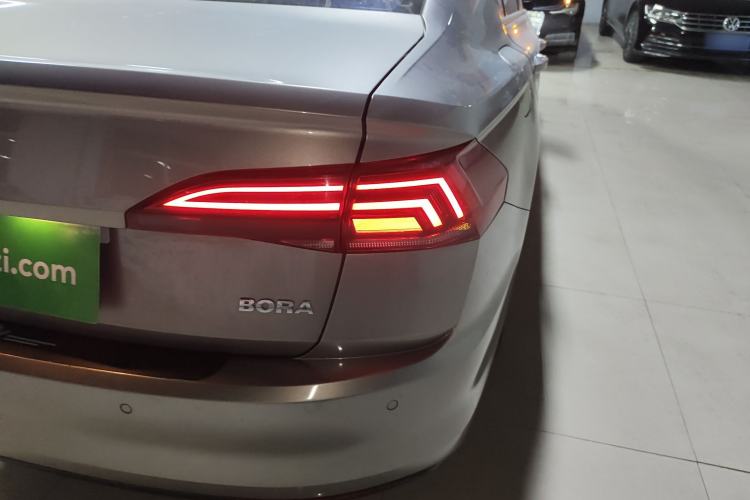 Used Volkswagen Bora 2019 Revised Version 1.5L Automatic Fashionable Style China VI