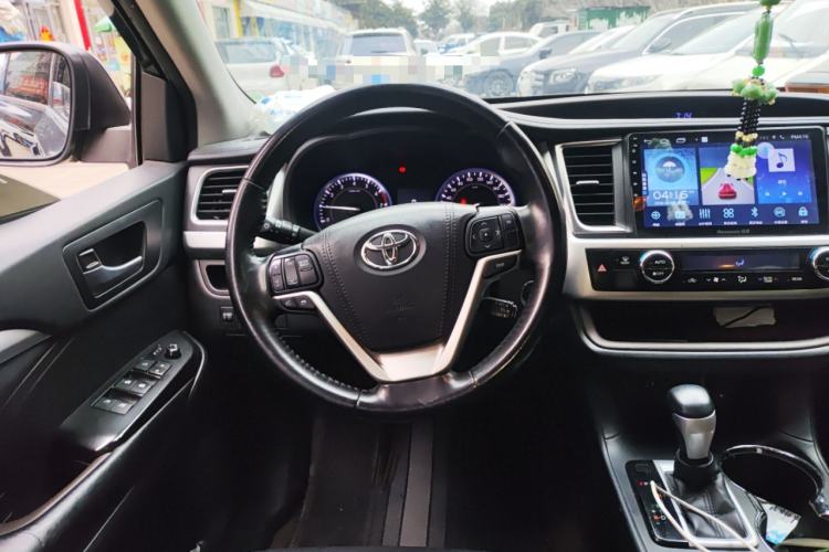 Used Toyota Highlander 2017 2.0T Four-Wheel Drive Luxury Navigation Version 7 Seats