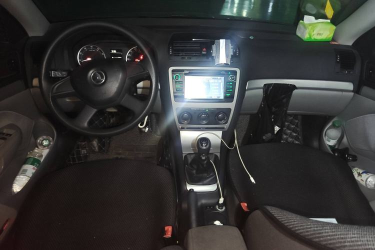 Used Skoda Octavia 2014 1.6L Manual Yijie Edition