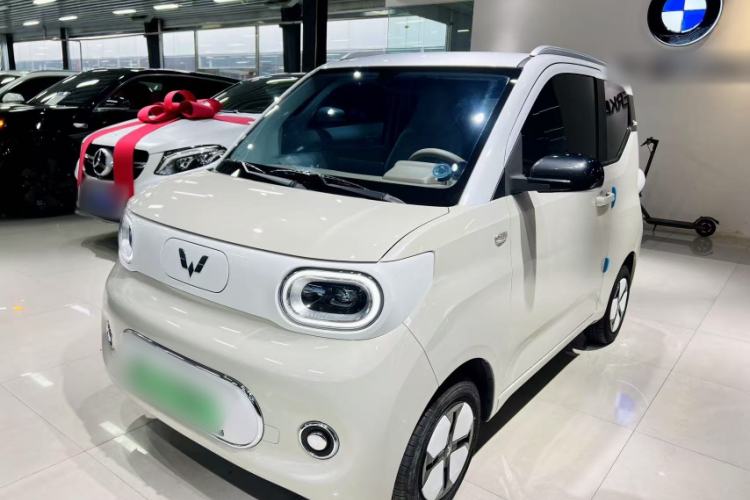 Used Wuling Hongguang MINIEV 2024 3rd Generation 215km Advanced Version
