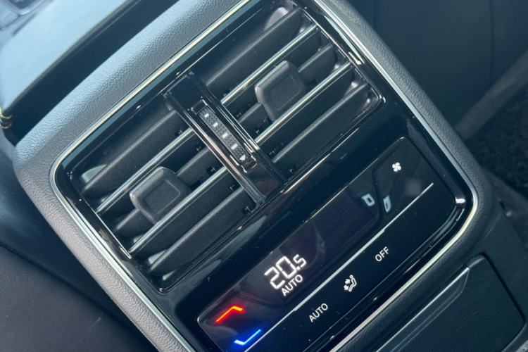 Used Volkswagen FAW-Volkswagen CC 2024 380TSI Striking Edition
