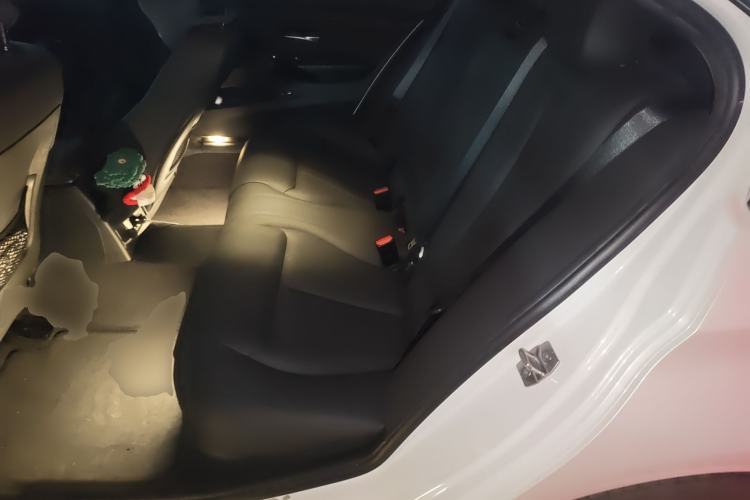 Used BMW 3 Series 2017 320Li Fashion Model
