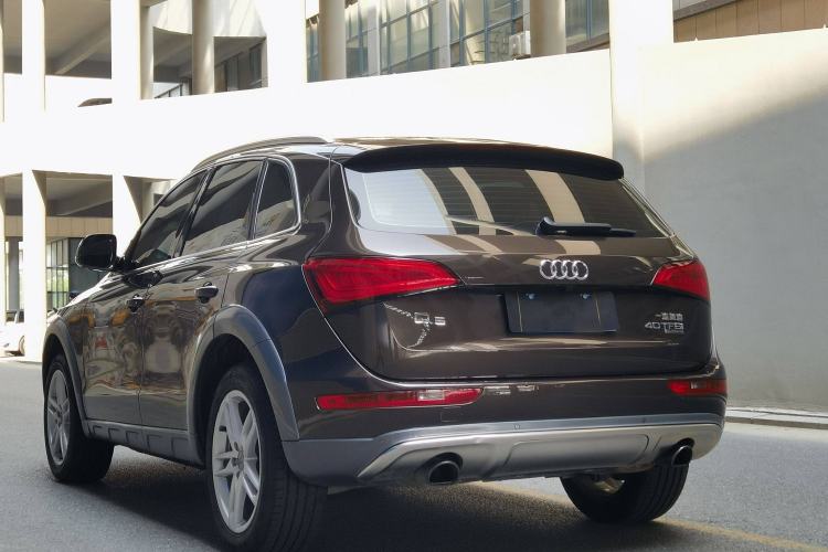 Used Audi Q5 2017 Plus 40 TFSI Technology Model
