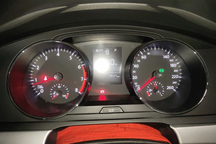 Used Volkswagen Lamando 2015 230TSI DSG Fashion Edition